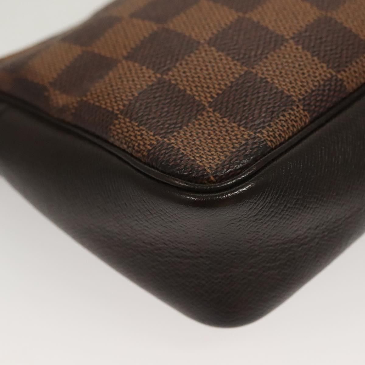 Louis Vuitton Louis Vuitton Trousse Make Up Bag Damier Size ONE SIZE - 9 Thumbnail