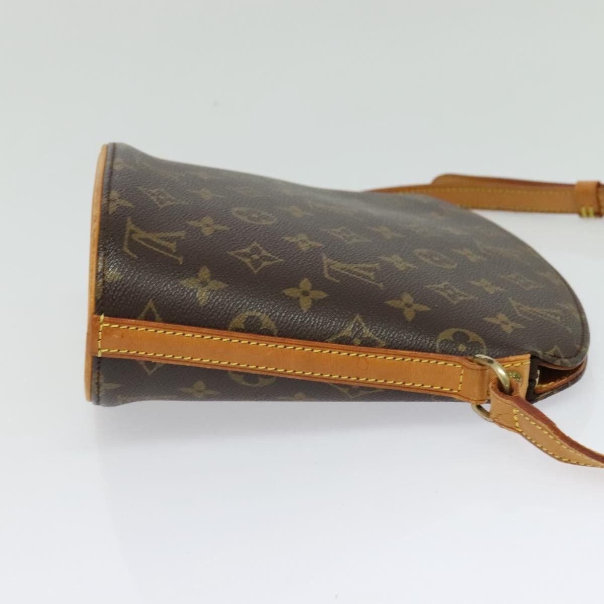 Louis Vuitton Louis Vuitton Drouot Handbag Monogram Canvas Size ONE SIZE - 4 Thumbnail
