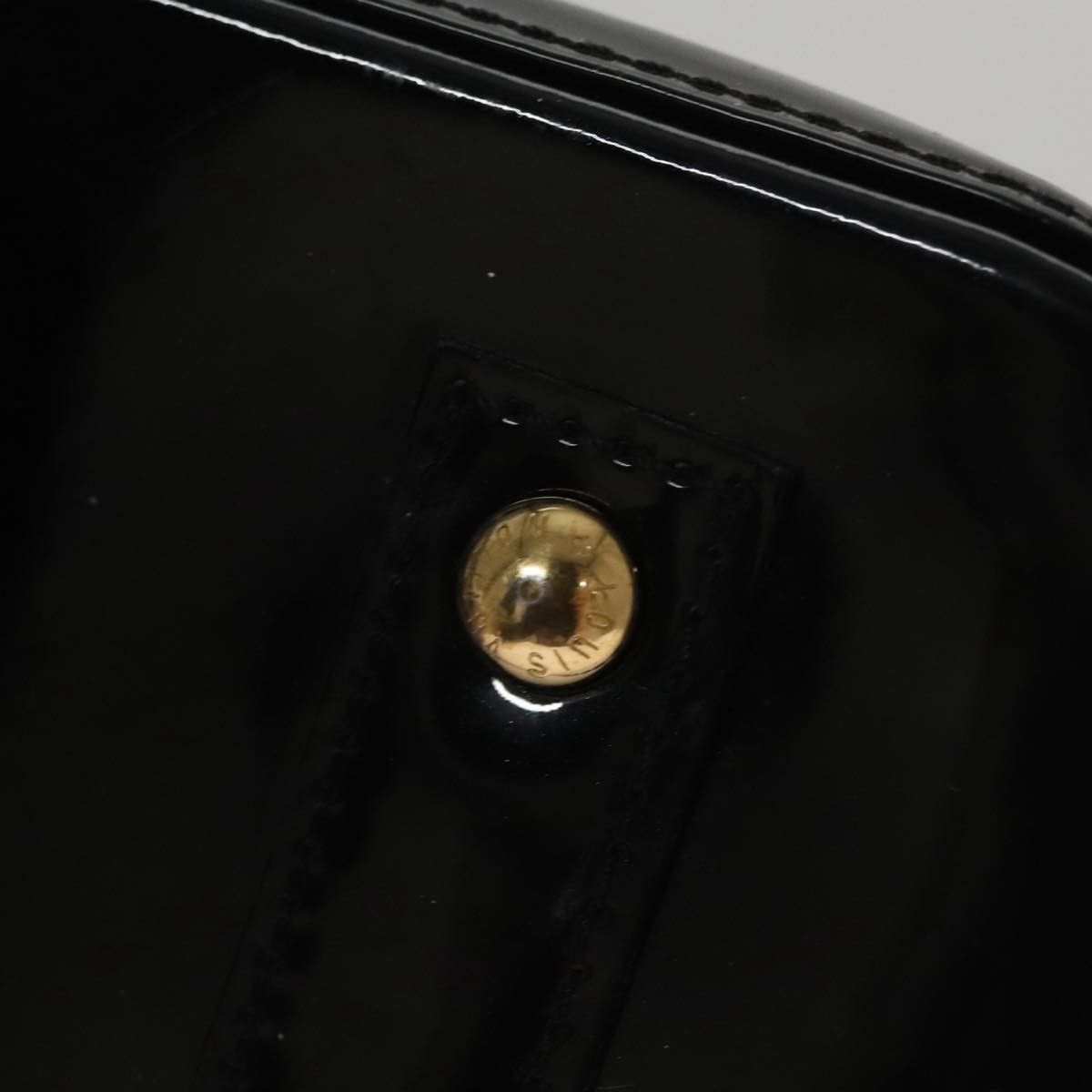 Louis Vuitton Louis Vuitton Alma Handbag Monogram Vernis Size ONE SIZE - 21 Thumbnail