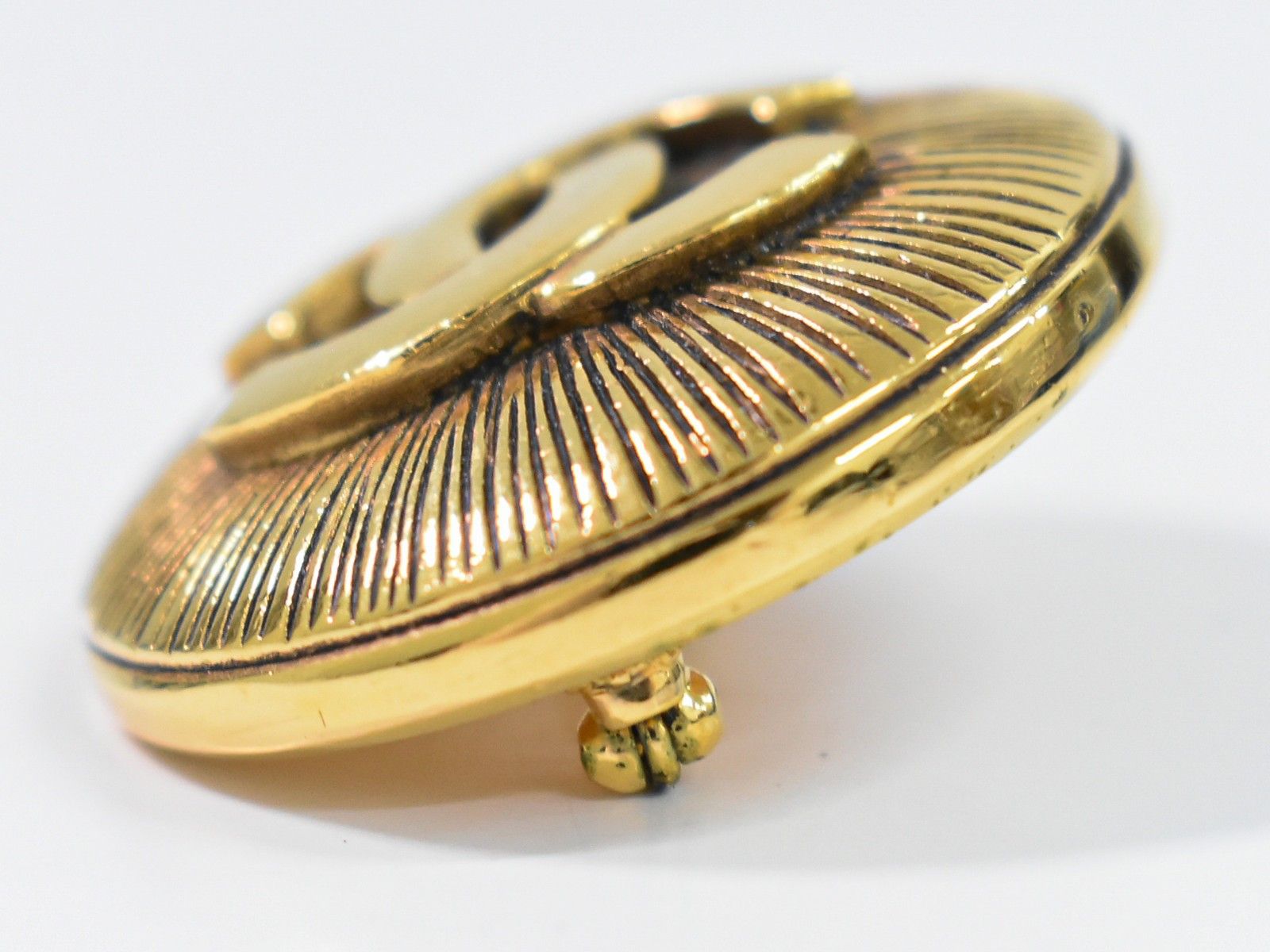 Chanel Chanel CC Brooch Metal Size ONE SIZE - 3 Thumbnail
