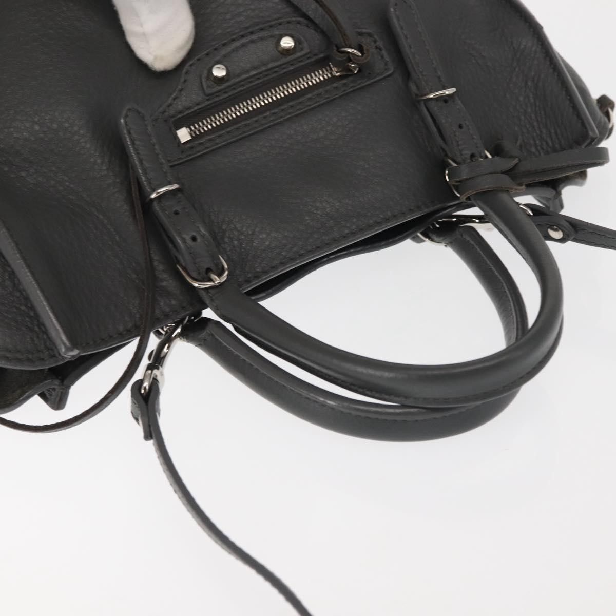 Balenciaga Balenciaga Papier A4 Zip Around Classic Studs Bag Leather Size ONE SIZE - 8 Thumbnail