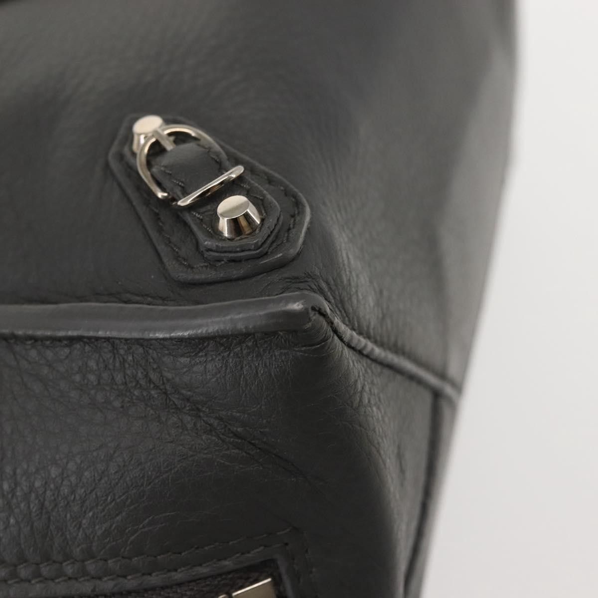Balenciaga Balenciaga Papier A4 Zip Around Classic Studs Bag Leather Size ONE SIZE - 10 Thumbnail