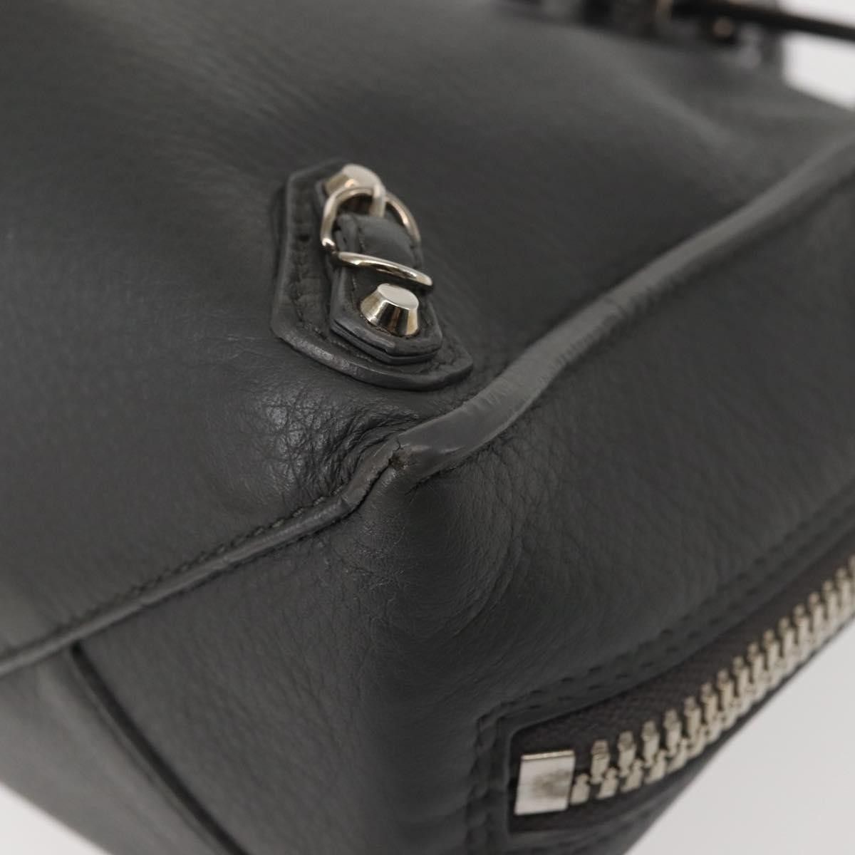 Balenciaga Balenciaga Papier A4 Zip Around Classic Studs Bag Leather Size ONE SIZE - 12 Thumbnail
