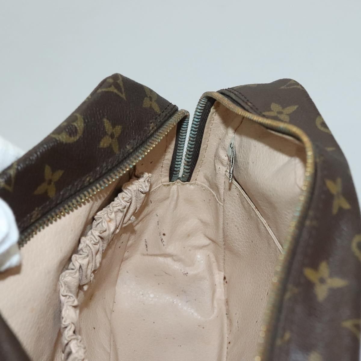 Louis Vuitton Louis Vuitton Trousse Toilette Monogram Canvas Size ONE SIZE - 18 Thumbnail