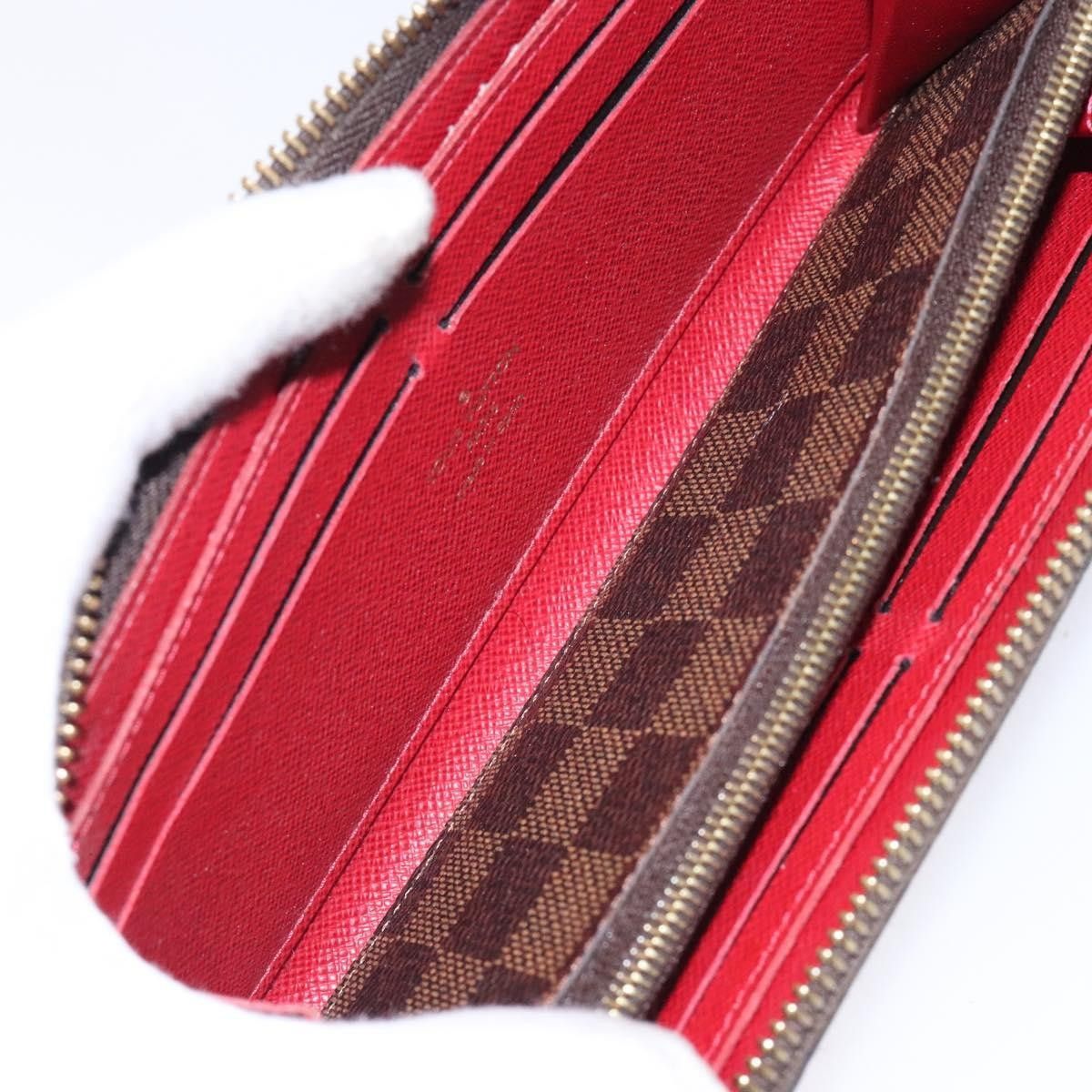 Louis Vuitton Louis Vuitton Clemence Wallet Limited Edition Patches Damier Size ONE SIZE - 19 Thumbnail