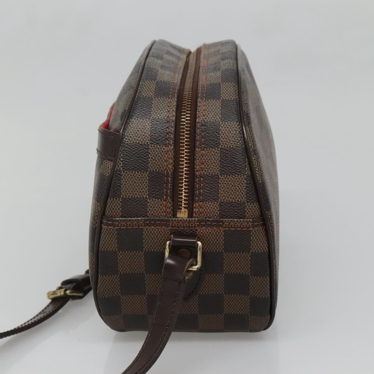 Louis Vuitton Louis Vuitton Blois Handbag Monogram Canvas Size ONE SIZE - 4 Thumbnail