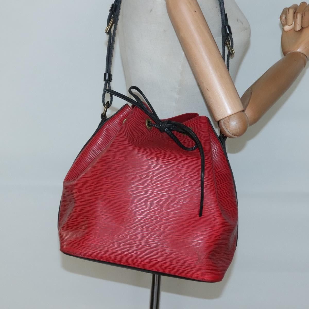 Louis Vuitton Louis Vuitton Petit Noe Handbag Two Tone Epi Leather Size ONE SIZE - 13 Thumbnail