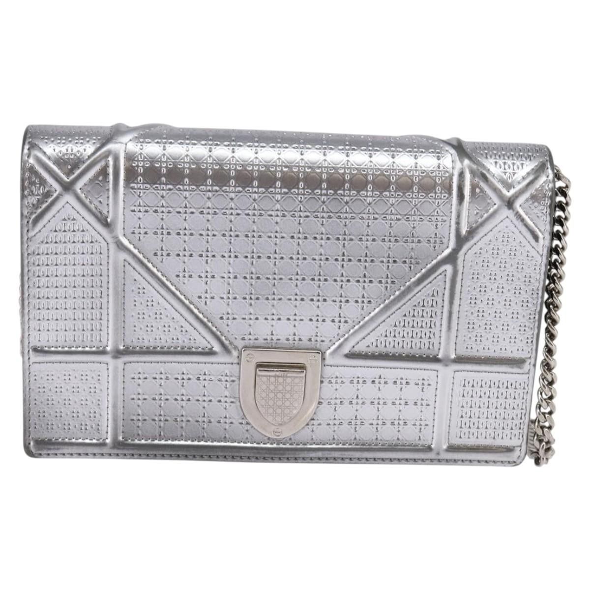 Dior Christian Dior Diorama Wallet on Chain Metallic Distressed Calfskin Size ONE SIZE - 18 Thumbnail