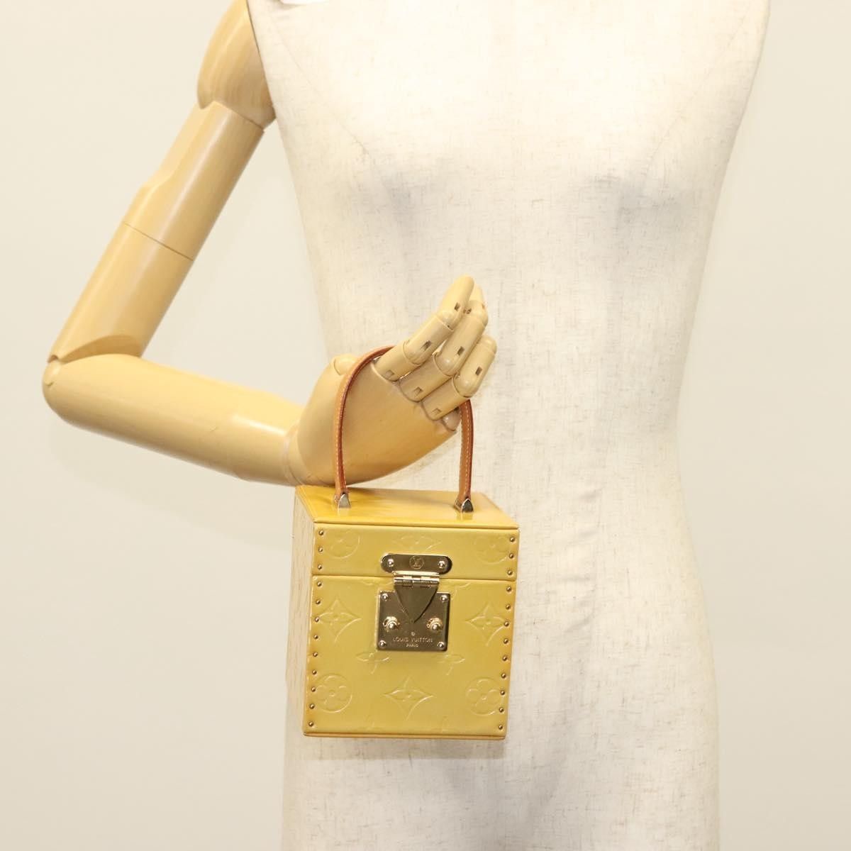 Louis Vuitton Louis Vuitton Bleecker Box Bag Monogram Vernis Size ONE SIZE - 15 Thumbnail
