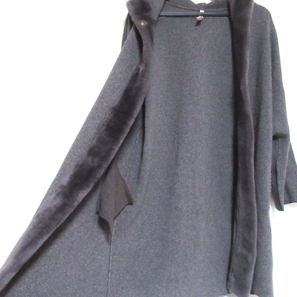 Other Other Suprema Snap Button Front Shearling Knit Hooded Coat Others Outerwear DUTY FREE for USA Size ONE SIZE - 4 Thumbnail