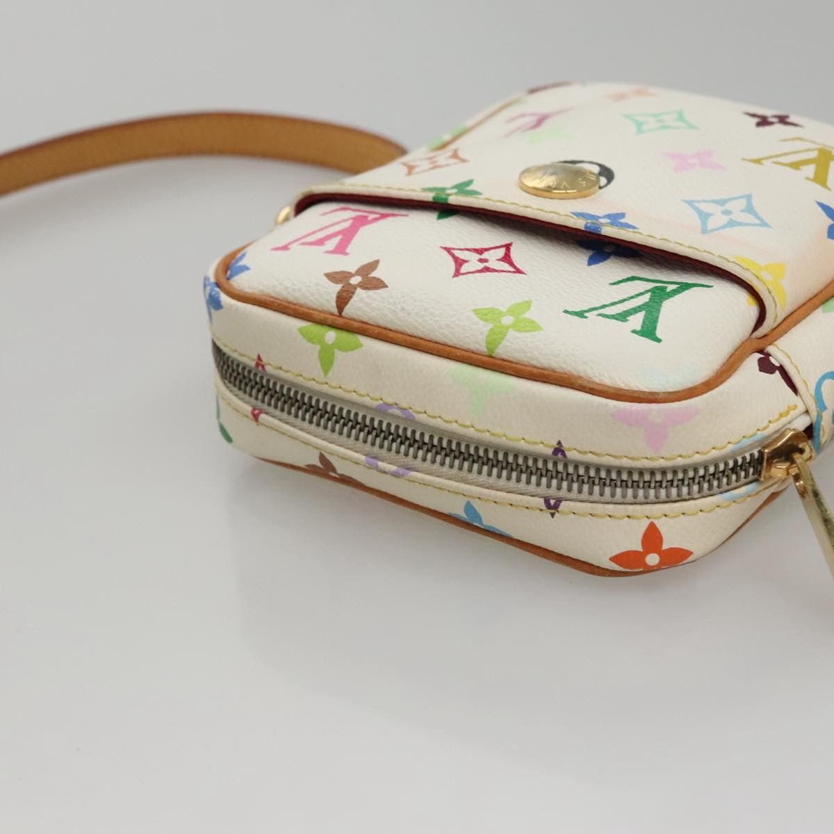 Louis Vuitton Louis Vuitton Rift Handbag Monogram Multicolor Size ONE SIZE - 16 Thumbnail