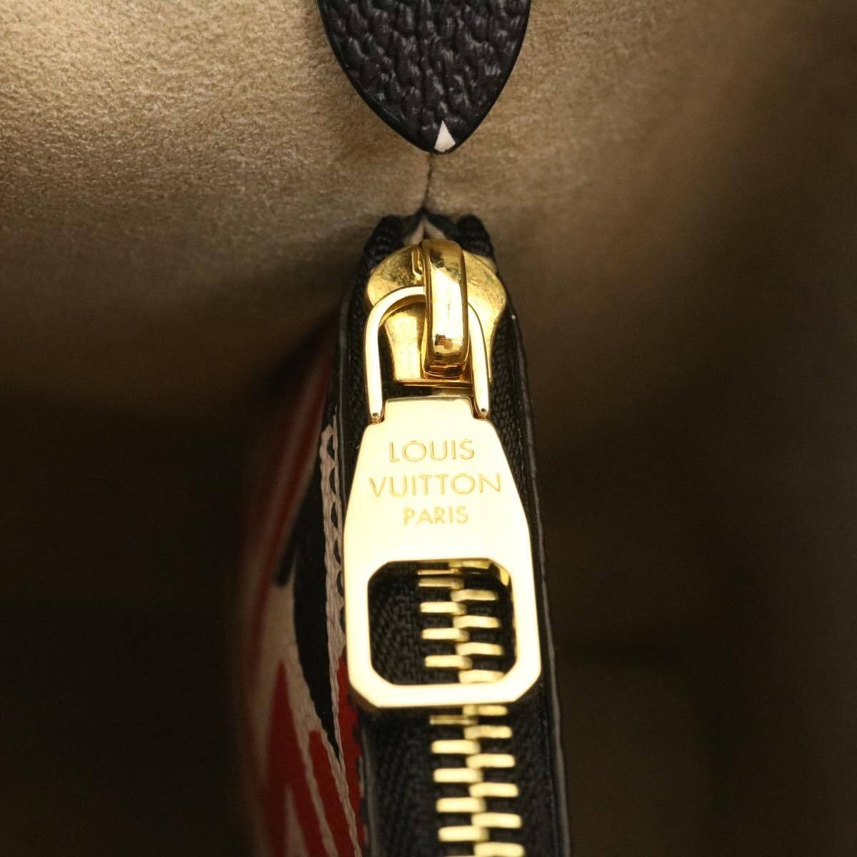 Louis Vuitton Louis Vuitton NeoNoe Limited Edition Crafty Monogram Giant Size ONE SIZE - 14 Thumbnail