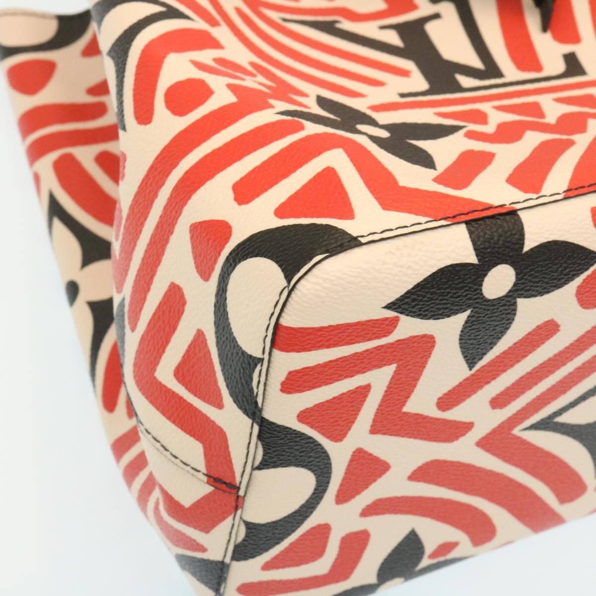 Louis Vuitton Louis Vuitton NeoNoe Limited Edition Crafty Monogram Giant Size ONE SIZE - 9 Thumbnail