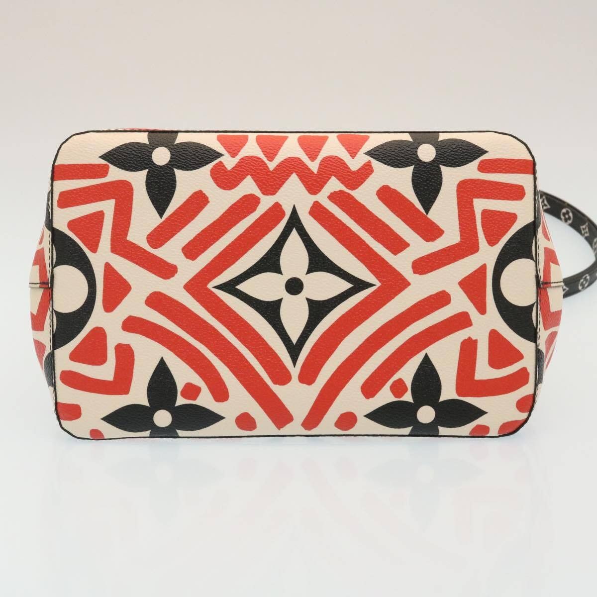 Louis Vuitton Louis Vuitton NeoNoe Limited Edition Crafty Monogram Giant Size ONE SIZE - 17 Thumbnail