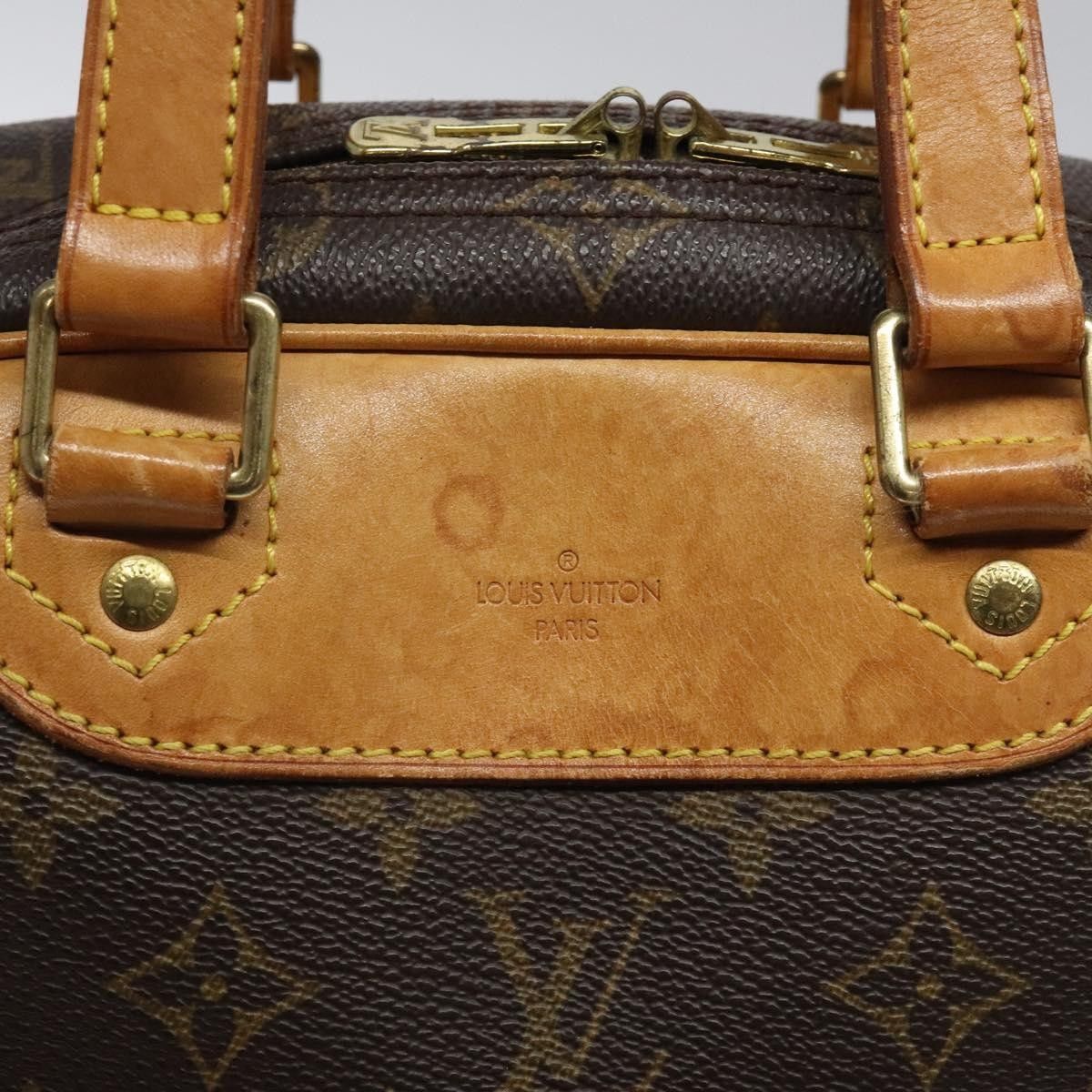 Louis Vuitton Louis Vuitton Excursion Handbag Monogram Canvas Size ONE SIZE - 19 Thumbnail