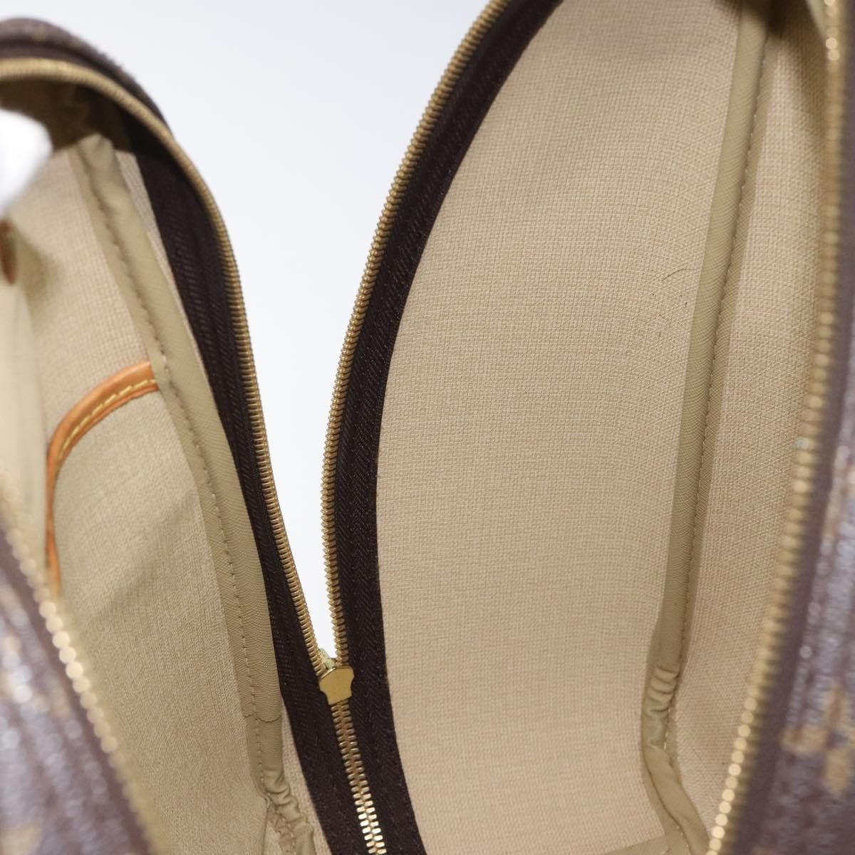 Louis Vuitton Louis Vuitton Excursion Handbag Monogram Canvas Size ONE SIZE - 20 Thumbnail