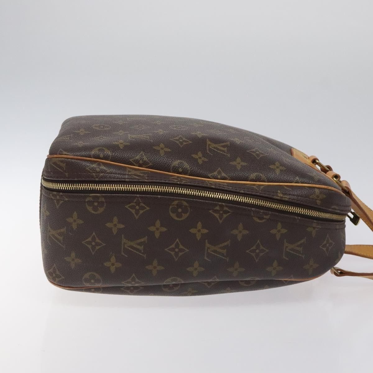 Louis Vuitton Louis Vuitton Excursion Handbag Monogram Canvas Size ONE SIZE - 3 Thumbnail