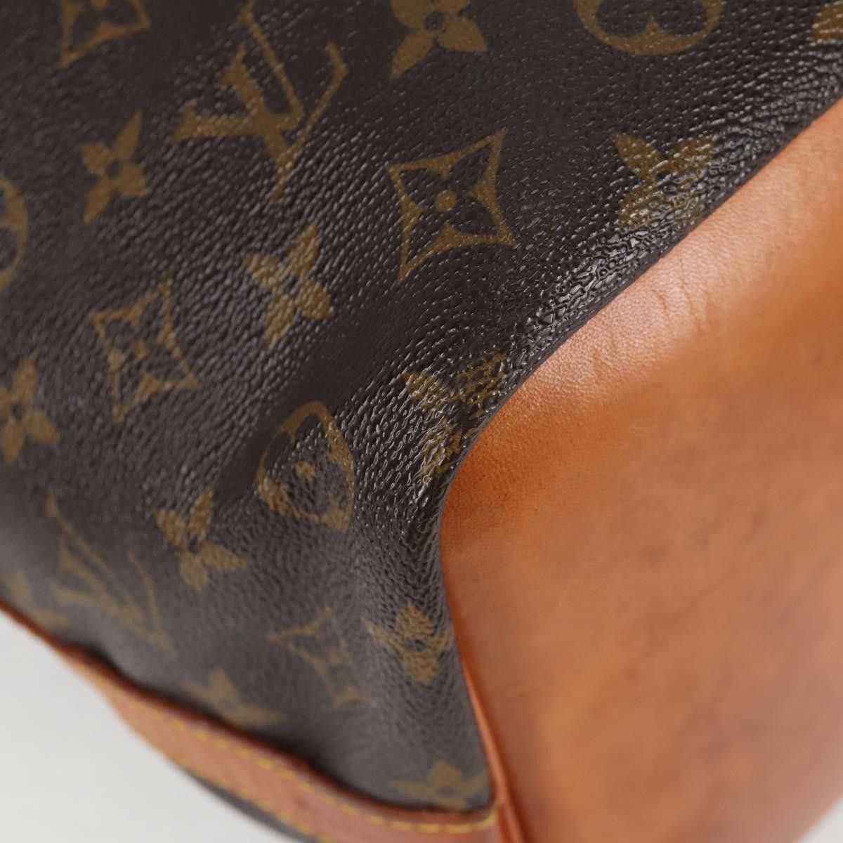 Louis Vuitton Louis Vuitton Petit Noe Handbag Monogram Canvas Size ONE SIZE - 9 Thumbnail