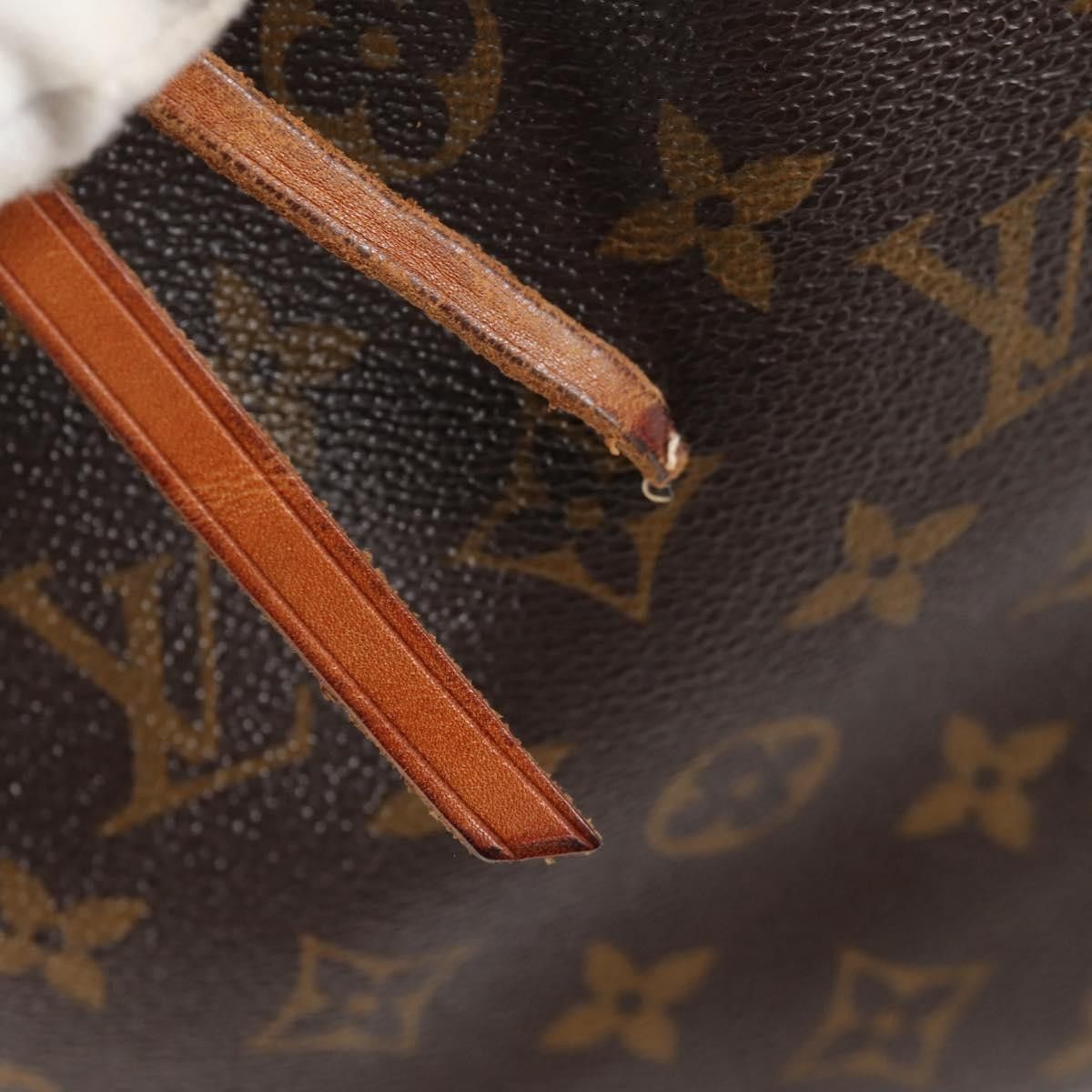 Louis Vuitton Louis Vuitton Petit Noe Handbag Monogram Canvas Size ONE SIZE - 19 Thumbnail