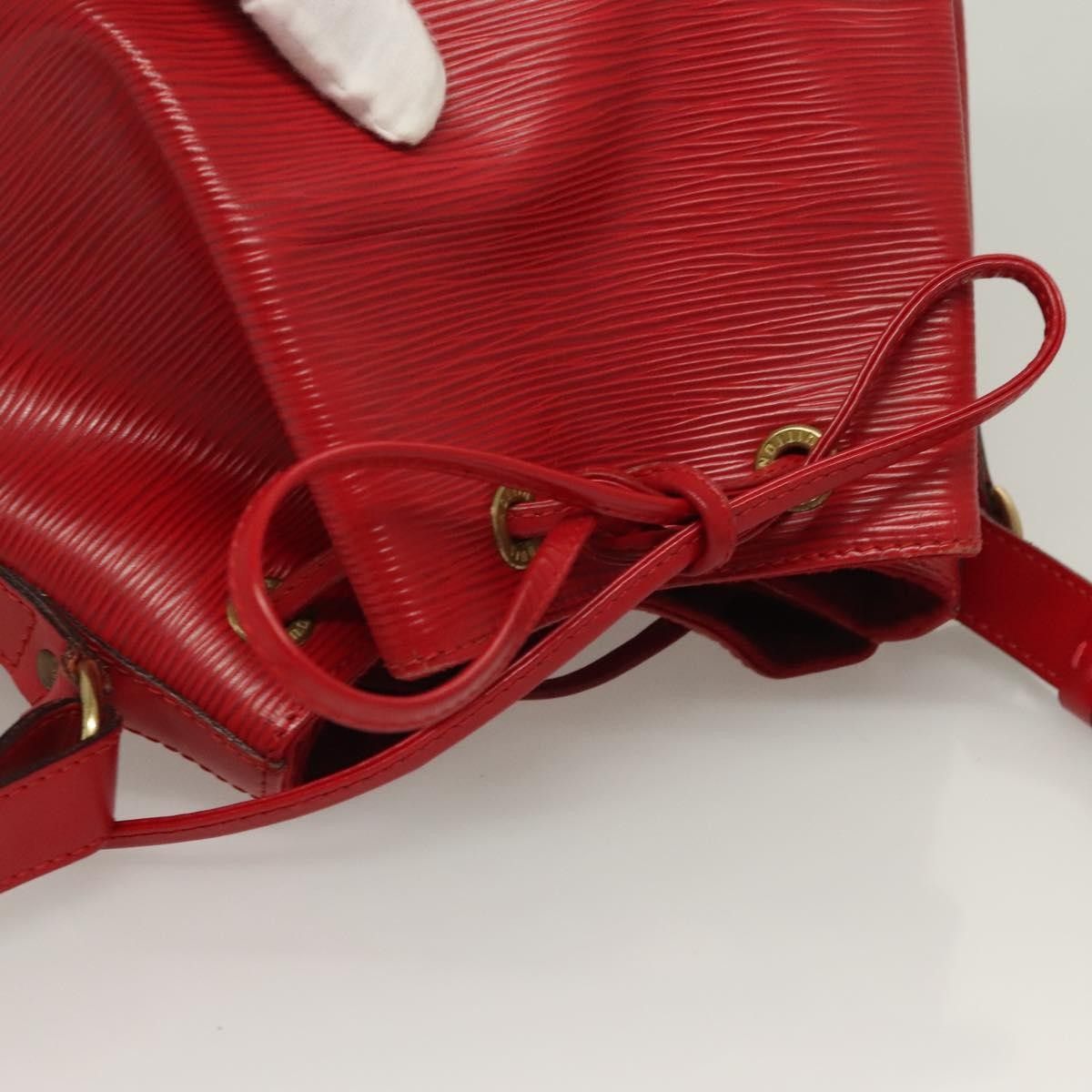 Louis Vuitton Louis Vuitton Petit Noe Handbag Epi Leather Size ONE SIZE - 15 Thumbnail