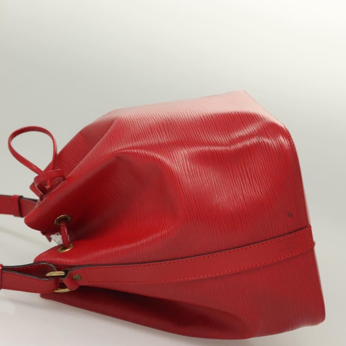 Louis Vuitton Louis Vuitton Petit Noe Handbag Epi Leather Size ONE SIZE - 4 Thumbnail