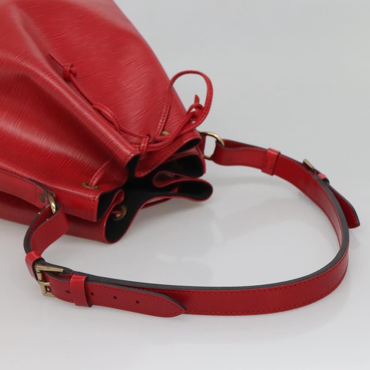 Louis Vuitton Louis Vuitton Noe Handbag Epi leather Size ONE SIZE - 8 Thumbnail