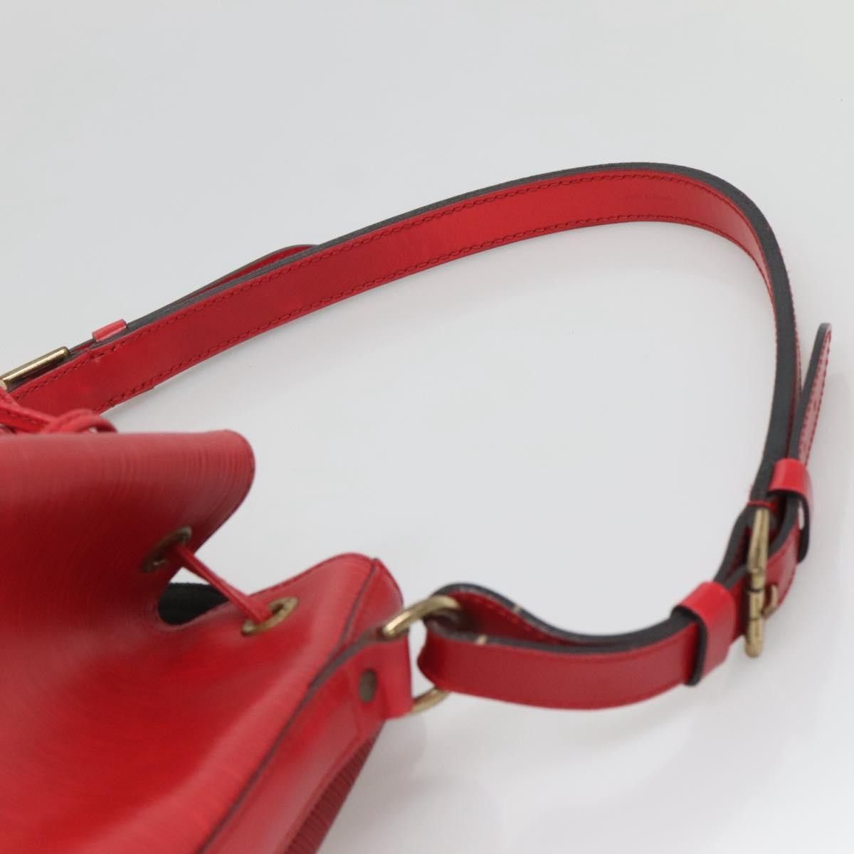 Louis Vuitton Louis Vuitton Noe Handbag Epi leather Size ONE SIZE - 16 Thumbnail