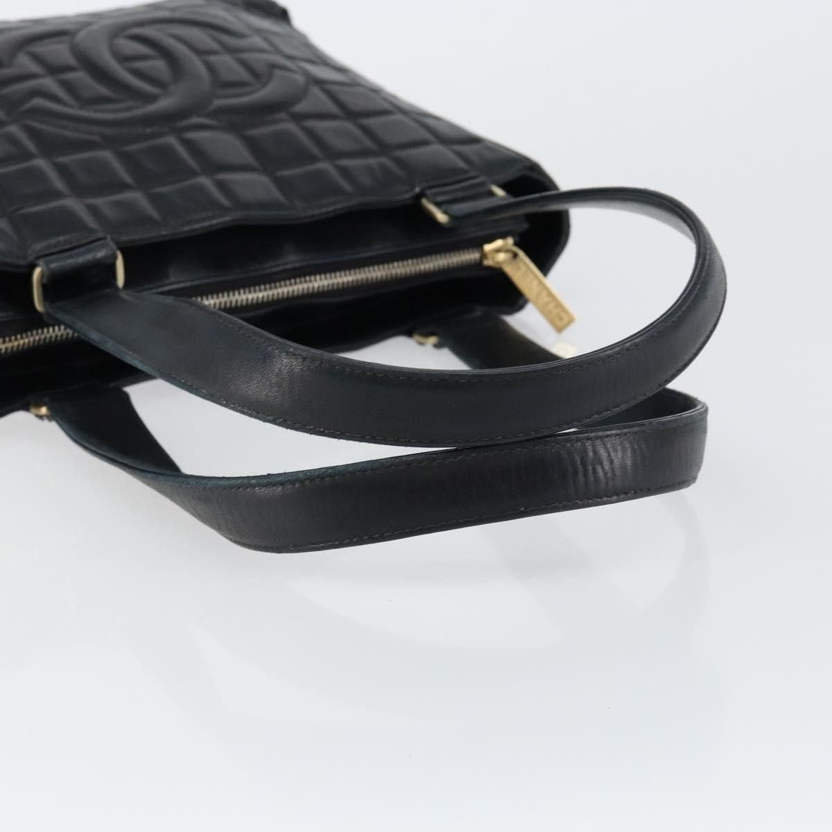 Chanel Chanel Chocolate Bar CC Tote Quilted Leather Size ONE SIZE - 8 Thumbnail