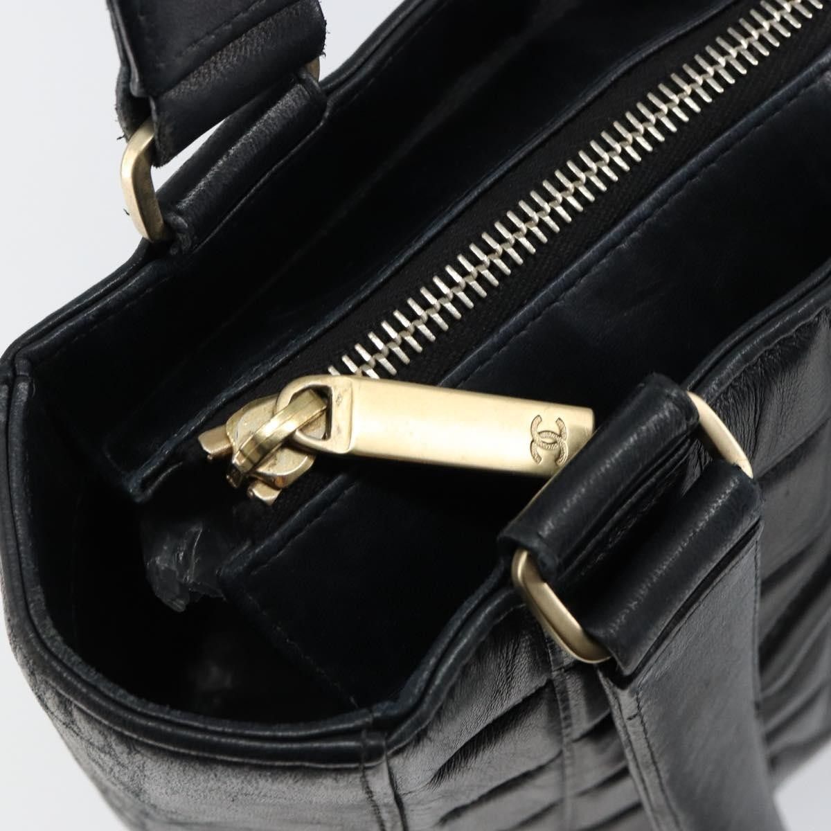 Chanel Chanel Chocolate Bar CC Tote Quilted Leather Size ONE SIZE - 13 Thumbnail