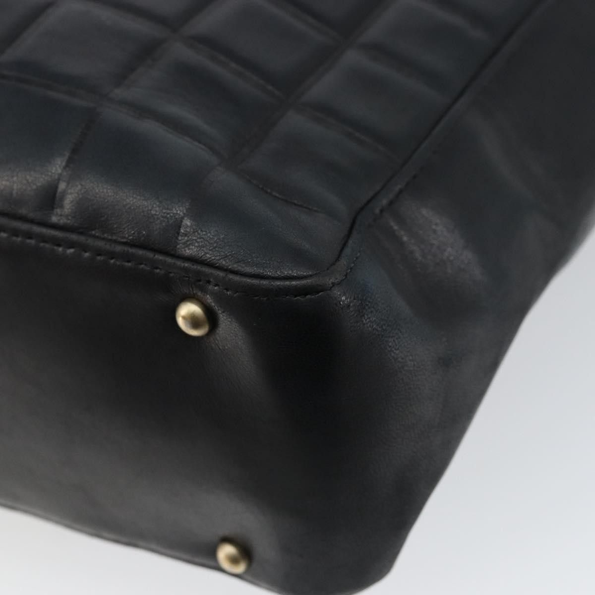 Chanel Chanel Chocolate Bar CC Tote Quilted Leather Size ONE SIZE - 12 Thumbnail