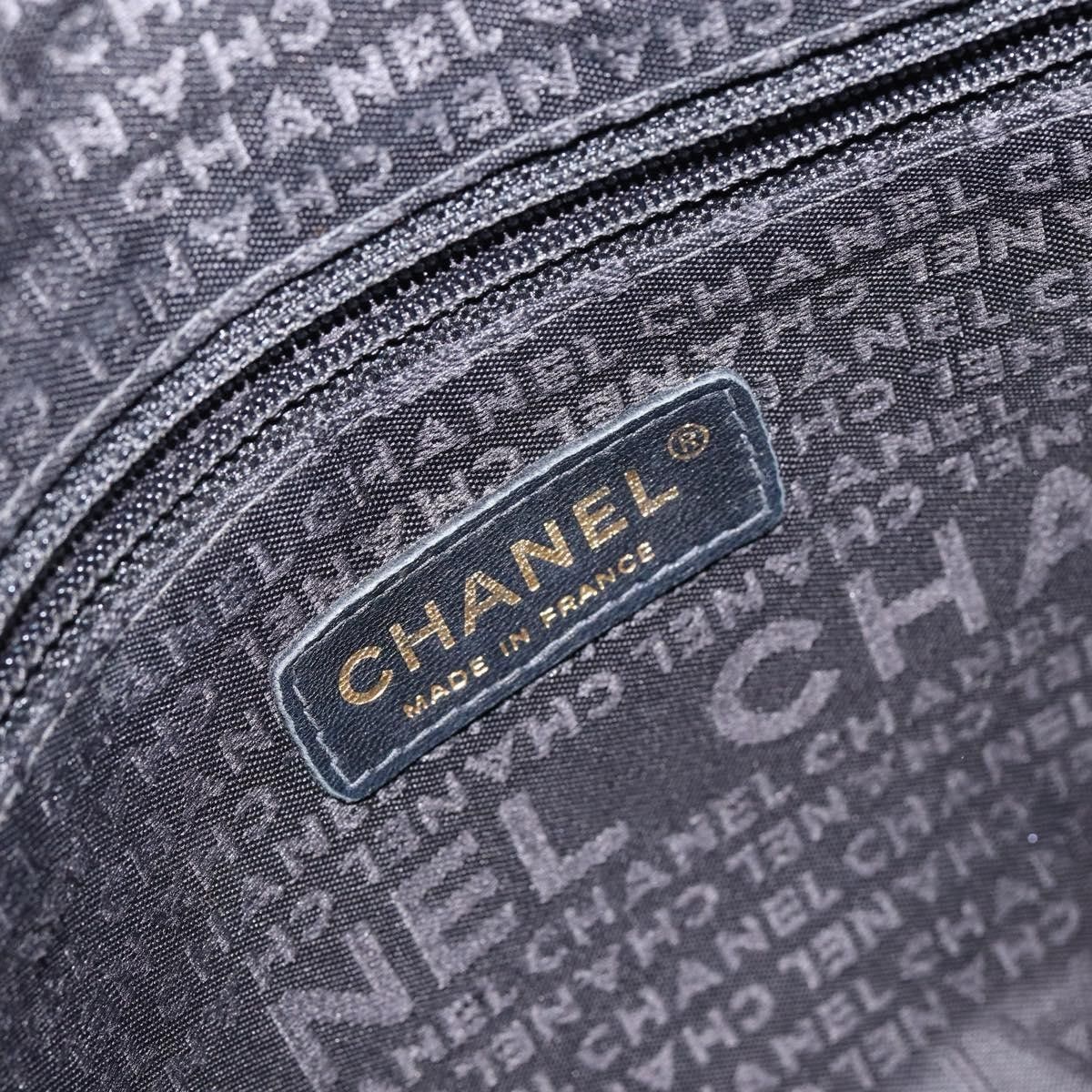 Chanel Chanel Chocolate Bar CC Tote Quilted Leather Size ONE SIZE - 6 Thumbnail