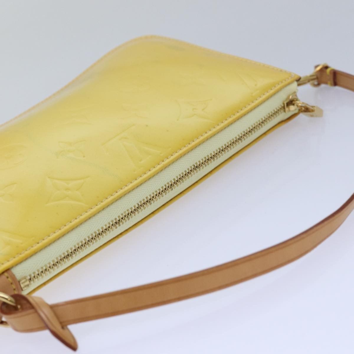 Louis Vuitton Louis Vuitton Lexington Pochette Monogram Vernis Size ONE SIZE - 16 Thumbnail