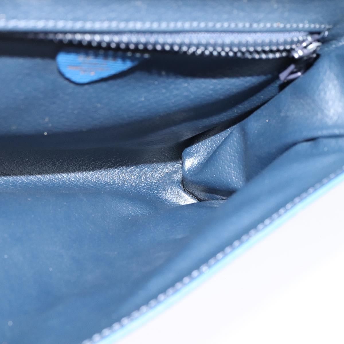 Celine Celine Vintage Circle Logo Crossbody Bag Leather Size ONE SIZE - 19 Thumbnail