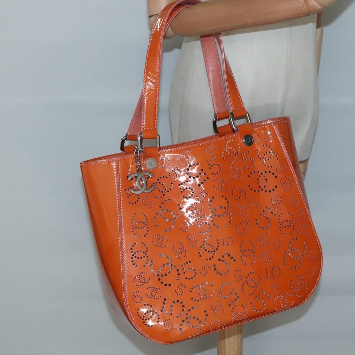 Chanel Chanel CC No.5 Shopping Tote Perforated Patent Size ONE SIZE - 14 Thumbnail