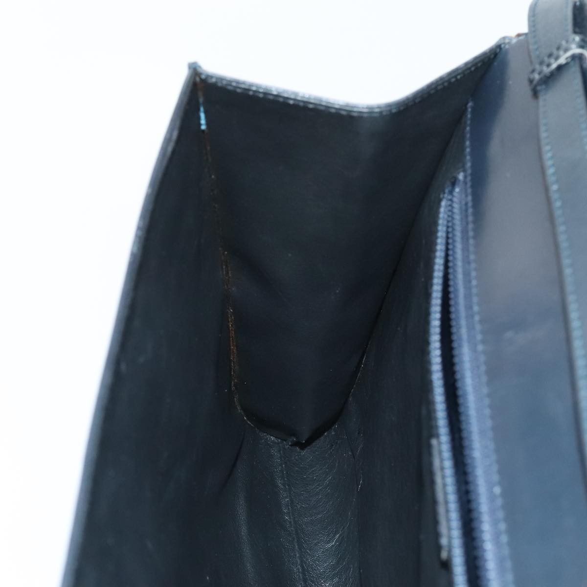 Celine Celine Vintage Circle Logo Crossbody Bag Leather Size ONE SIZE - 22 Thumbnail