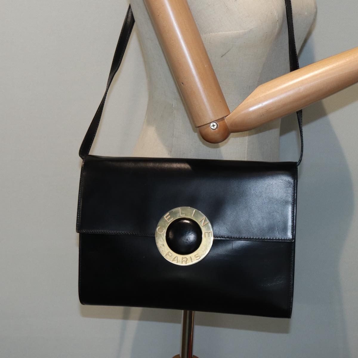 Celine Celine Vintage Circle Logo Crossbody Bag Leather Size ONE SIZE - 14 Thumbnail
