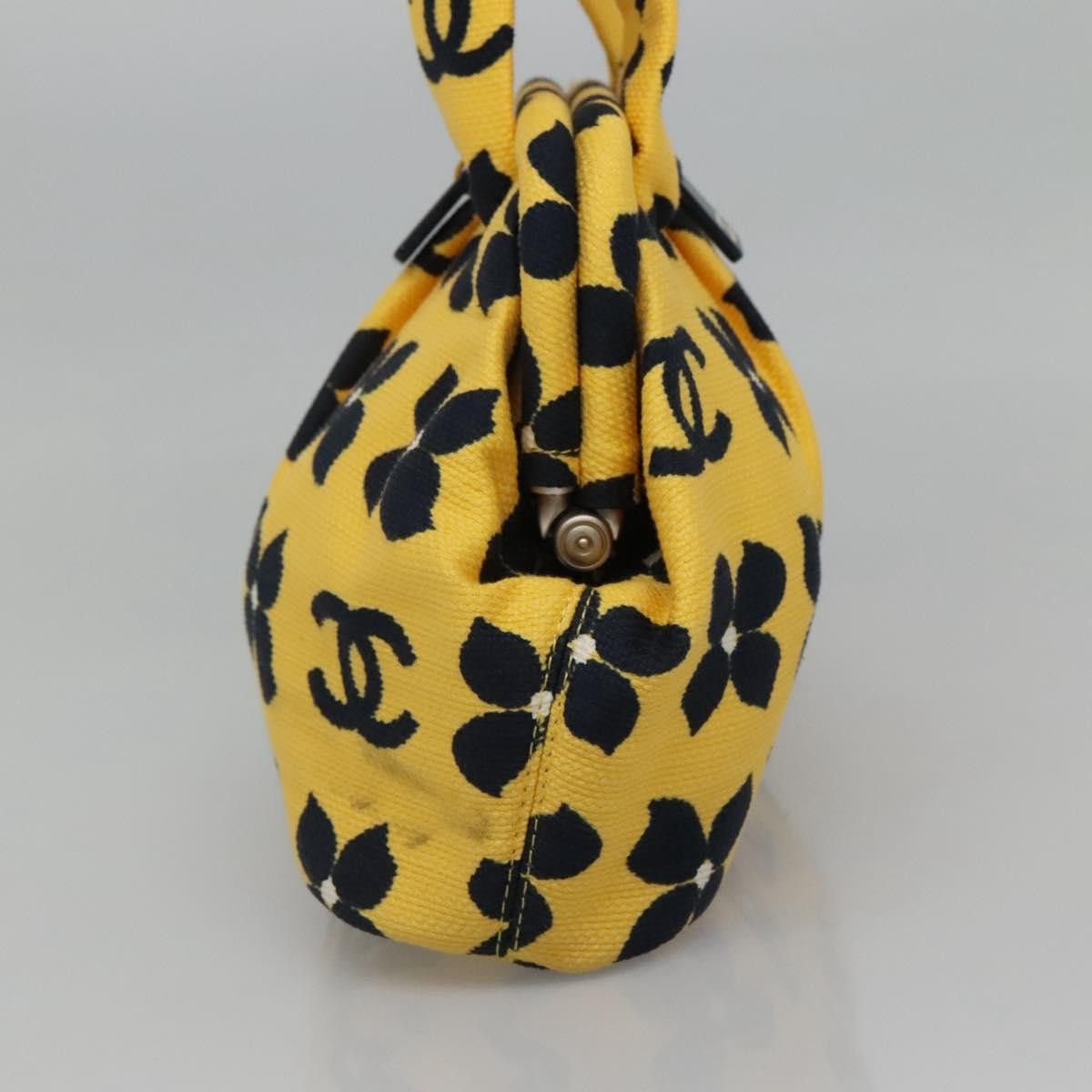 Chanel Chanel Vintage Frame Shoulder Bag Printed Canvas Size ONE SIZE - 4 Thumbnail