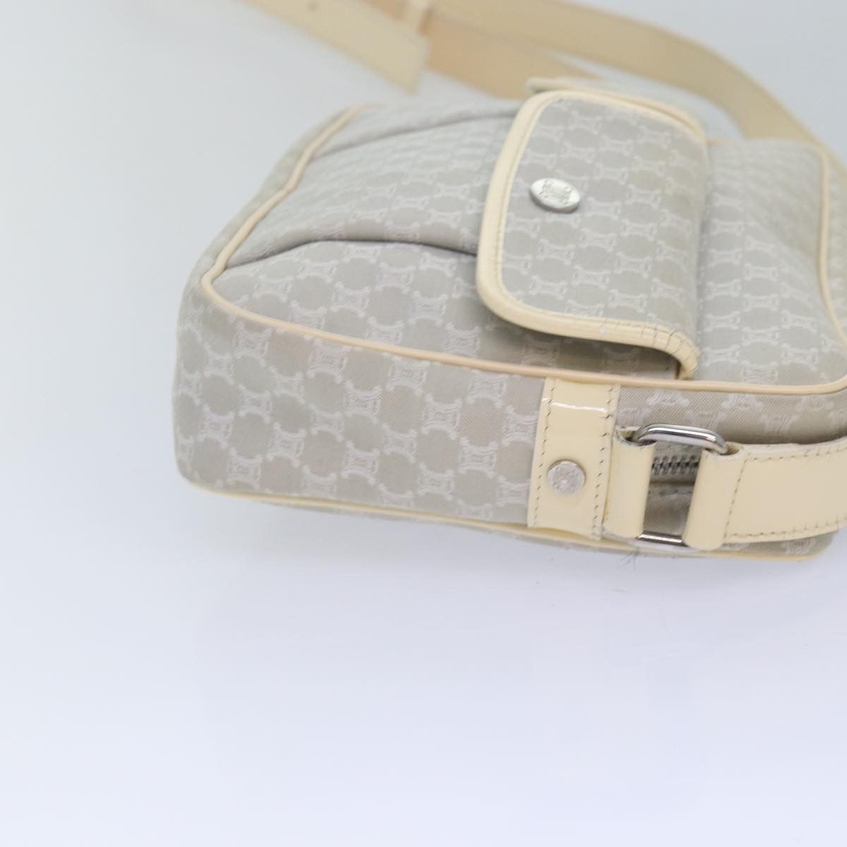 Celine Celine Vintage Macadam Shoulder Bag Canvas and Leather Size ONE SIZE - 4 Thumbnail