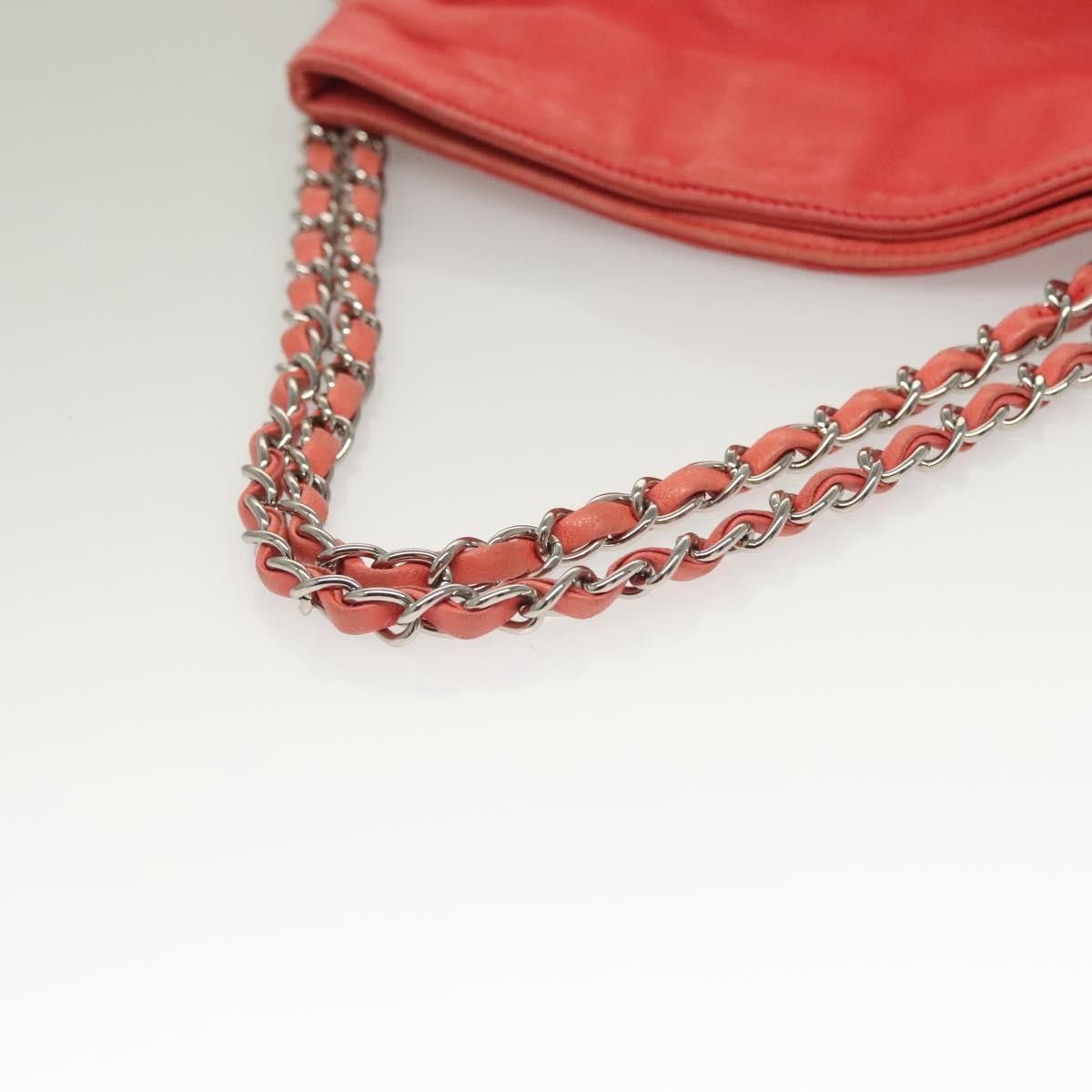 Chanel Chanel Ultimate Soft Hobo Leather Size ONE SIZE - 18 Thumbnail