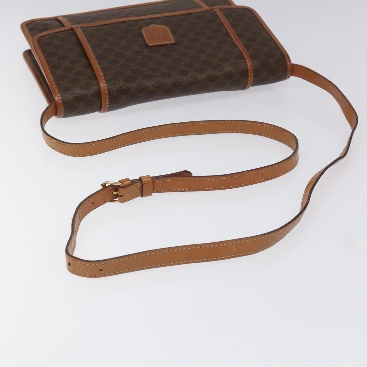 Celine Celine Vintage Macadam Shoulder Bag Canvas and Leather Size ONE SIZE - 8 Thumbnail
