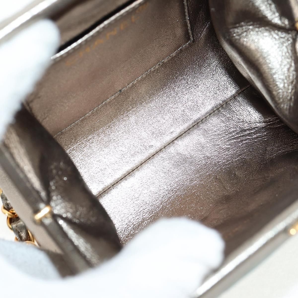Chanel Chanel Vintage Chain Frame Bag Quilted Lambskin Size ONE SIZE - 5 Thumbnail