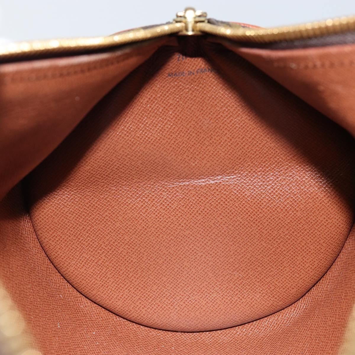 Louis Vuitton Louis Vuitton Papillon Handbag Monogram Canvas Size ONE SIZE - 6 Thumbnail