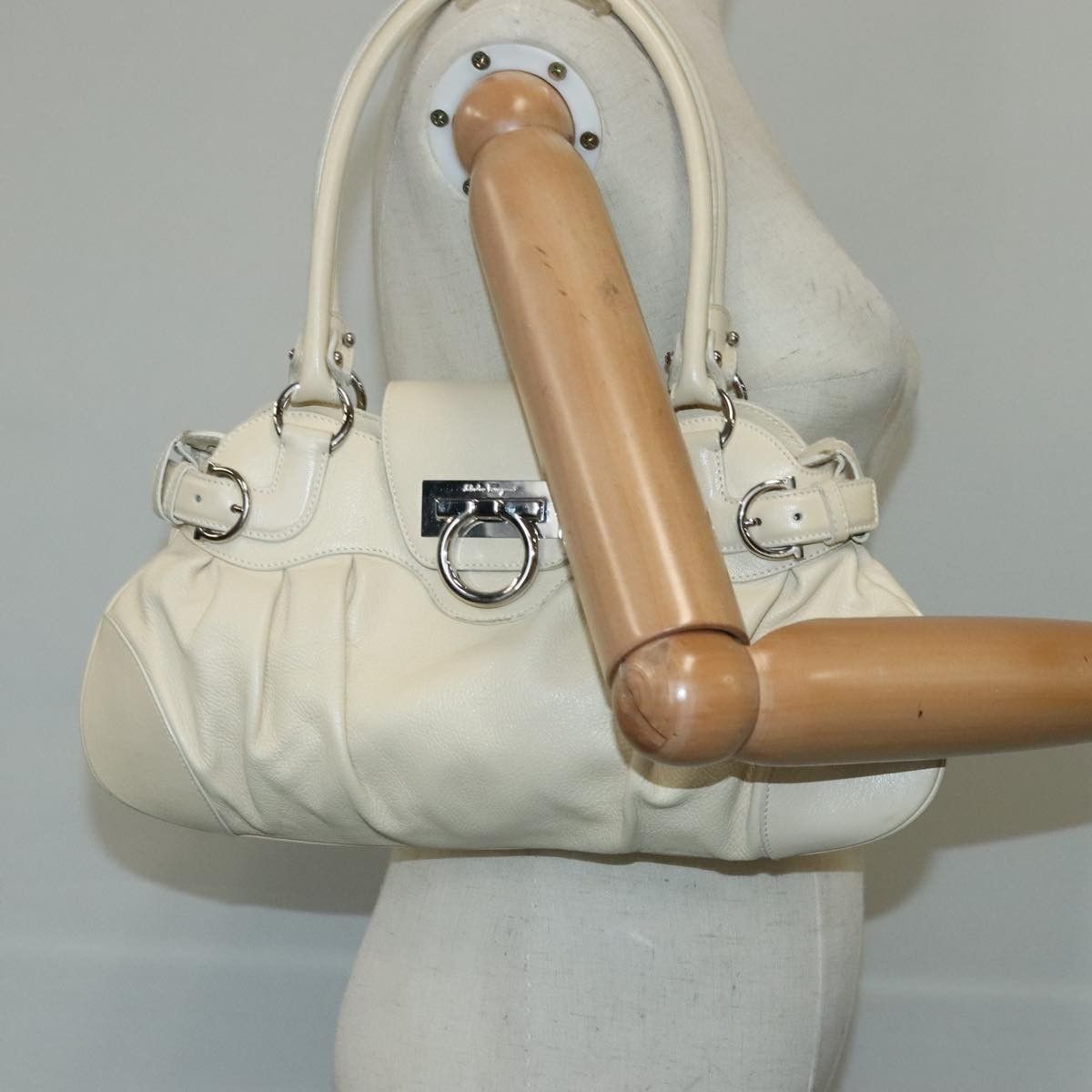 Salvatore Ferragamo Salvatore Ferragamo Marisa Satchel Leather Size ONE SIZE - 13 Thumbnail