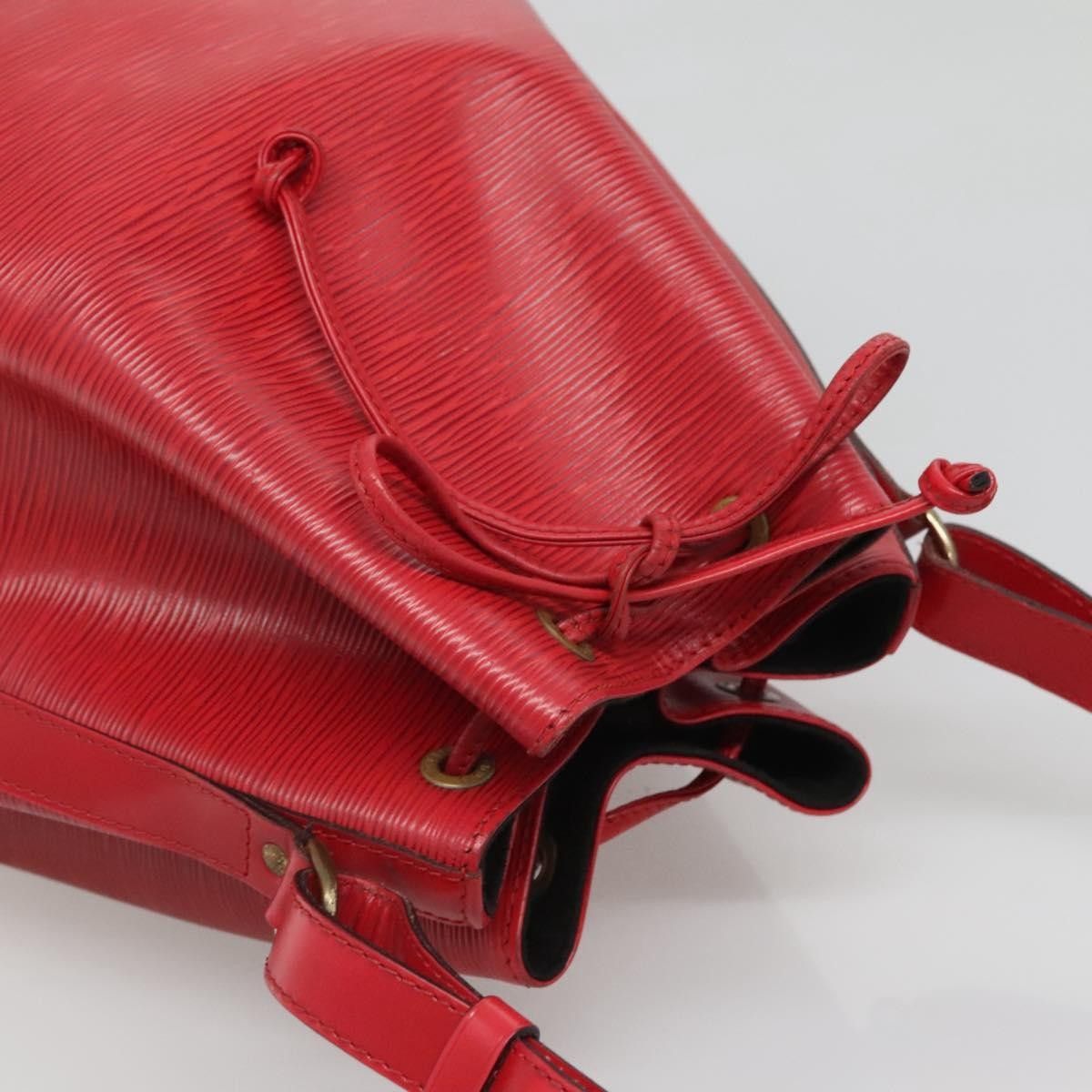 Louis Vuitton Louis Vuitton Noe Handbag Epi leather Size ONE SIZE - 14 Thumbnail