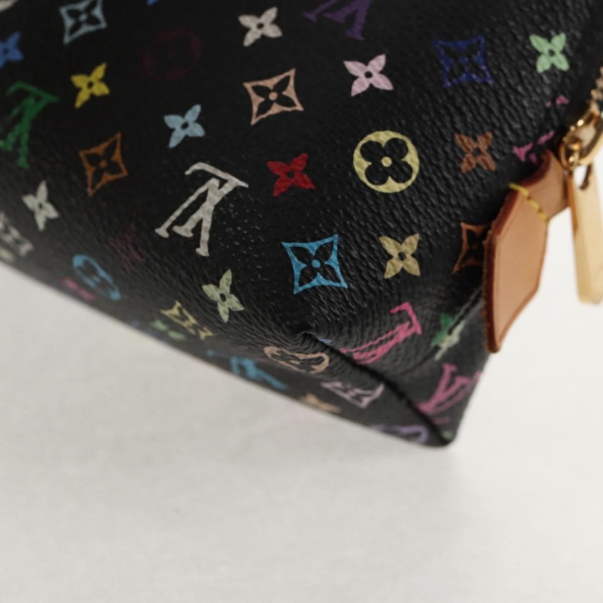 Louis Vuitton Louis Vuitton Cosmetic Pouch Monogram Multicolor Size ONE SIZE - 11 Thumbnail