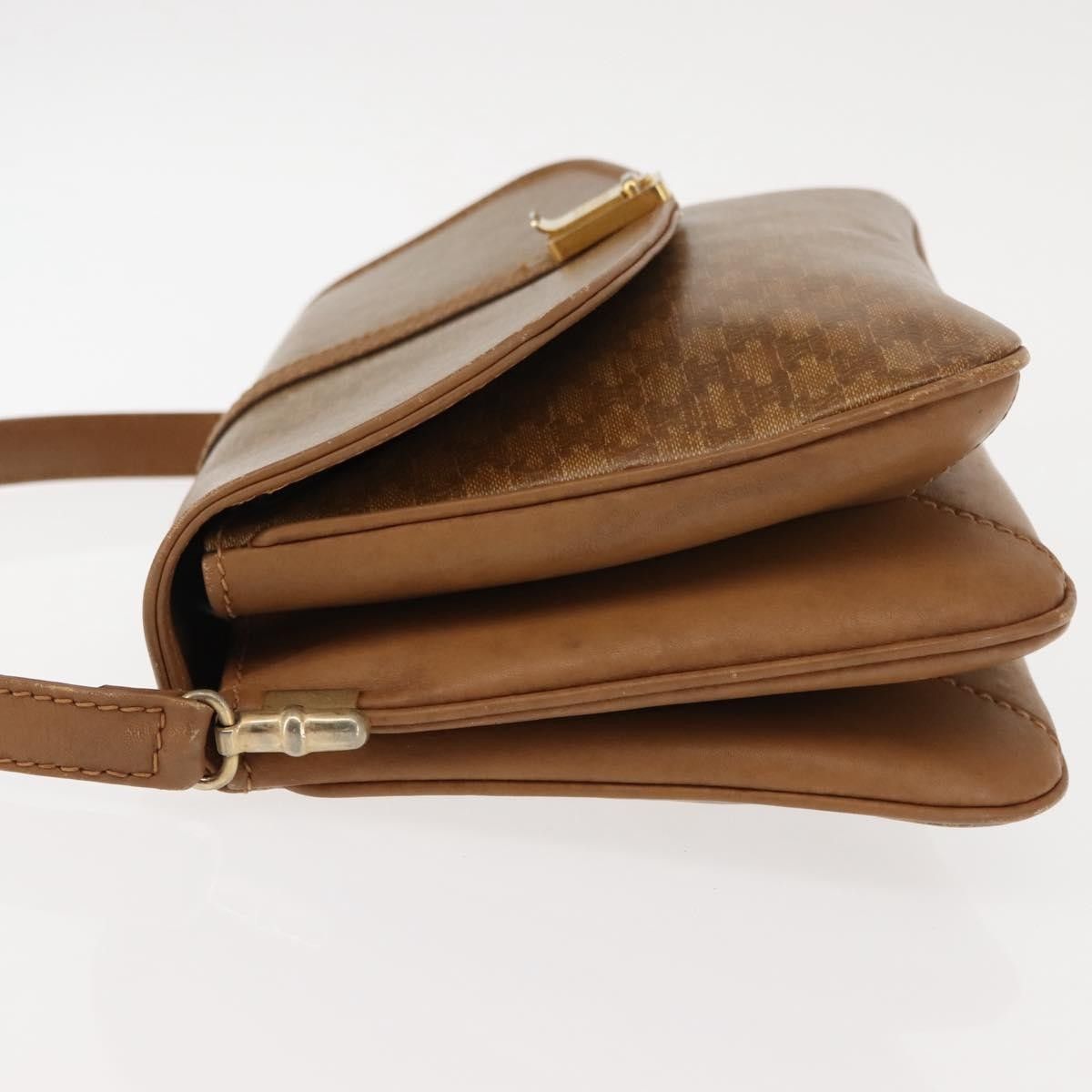 Celine Celine Vintage Macadam Shoulder Bag Canvas and Leather Size ONE SIZE - 4 Thumbnail
