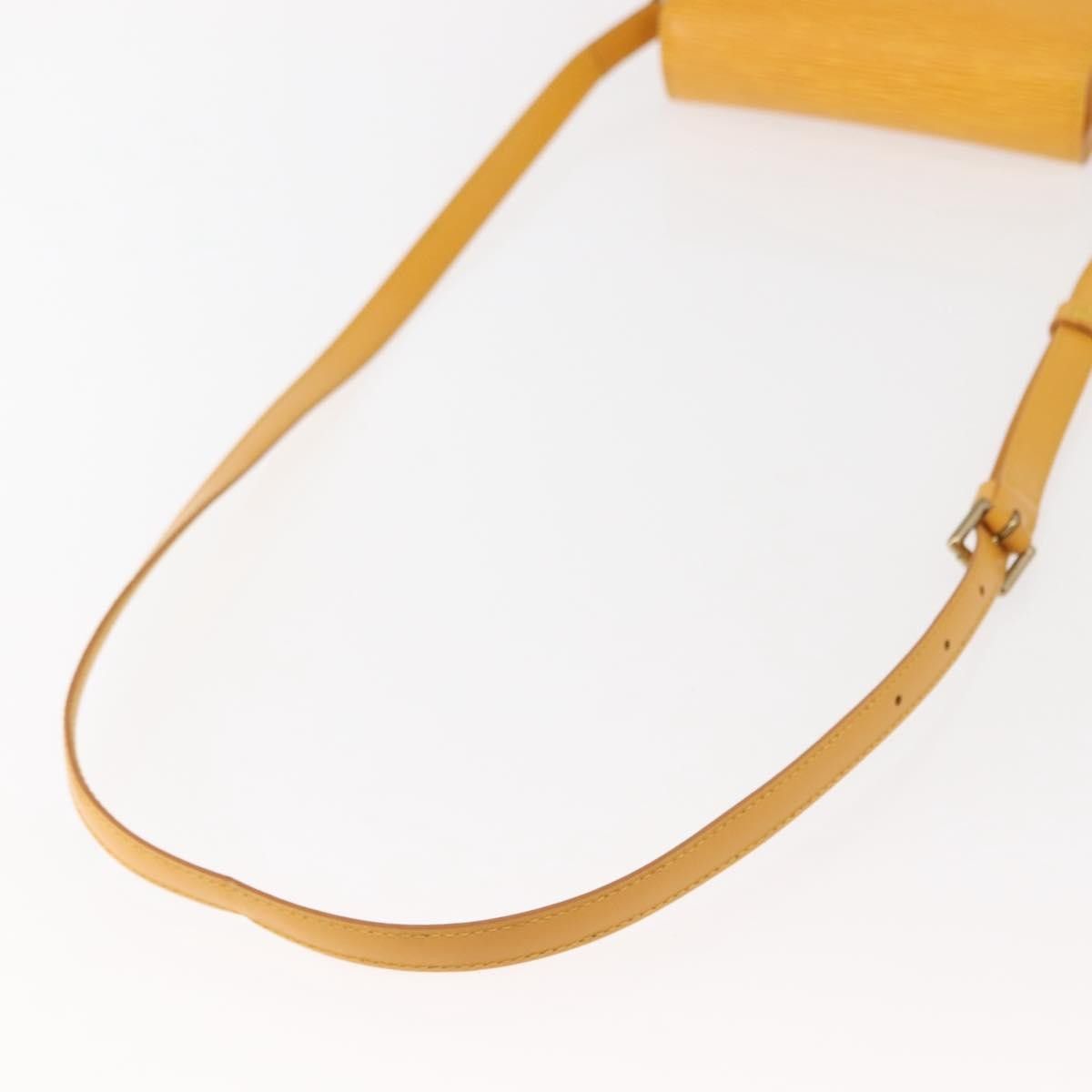 Louis Vuitton Louis Vuitton Saint Cloud Handbag Epi Leather Size ONE SIZE - 7 Thumbnail