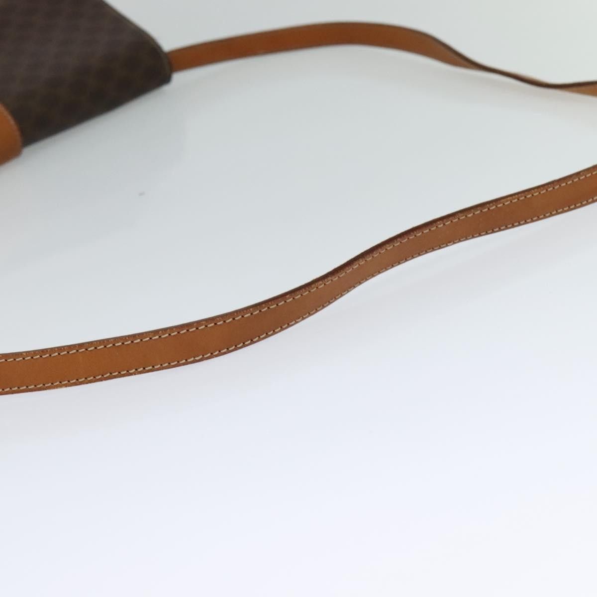 Celine Celine Vintage Macadam Shoulder Bag Canvas and Leather Size ONE SIZE - 7 Thumbnail