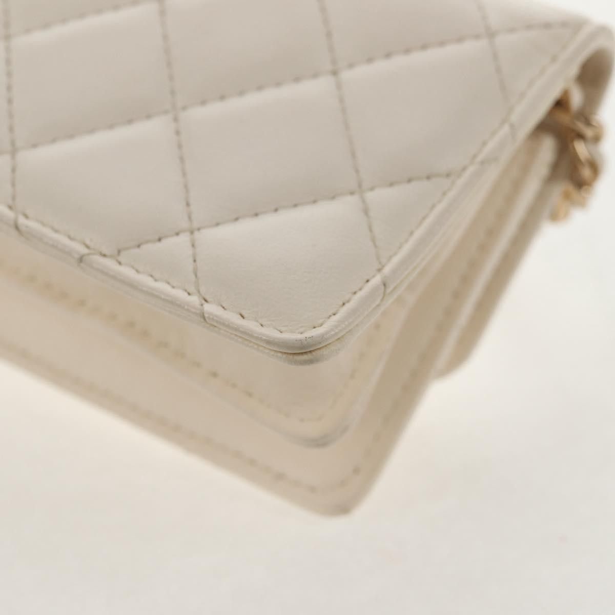 Chanel Chanel Camellia Bow Flap Card Holder with Chain Quilted Lambskin Size ONE SIZE - 11 Thumbnail