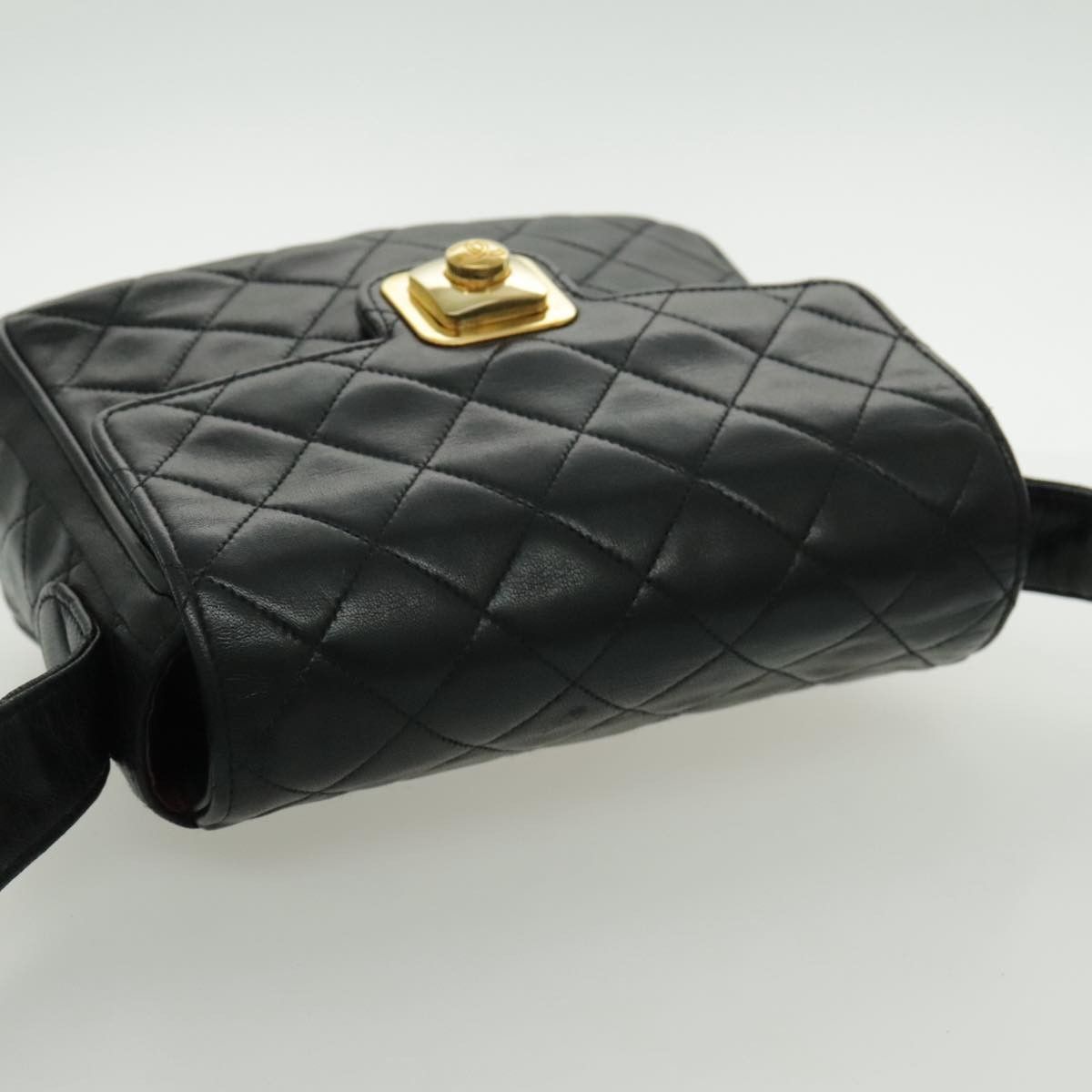 Chanel Chanel Vintage CC Pushlock Flap Bag Quilted Lambskin Size ONE SIZE - 16 Thumbnail